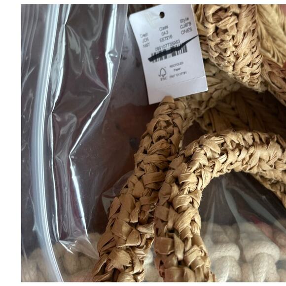 J.Crew Malta Handwoven Straw Bag Medium Boho Beach Tote New - Picture 2 of 5